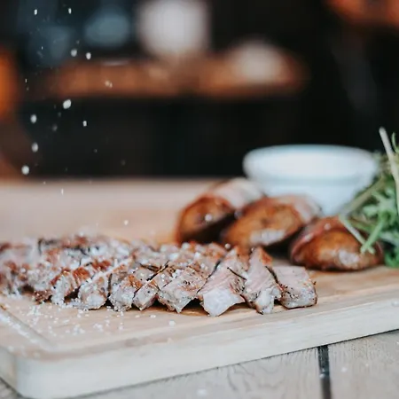 Dubno Eat & Sleep Hotel Nova Dubnica