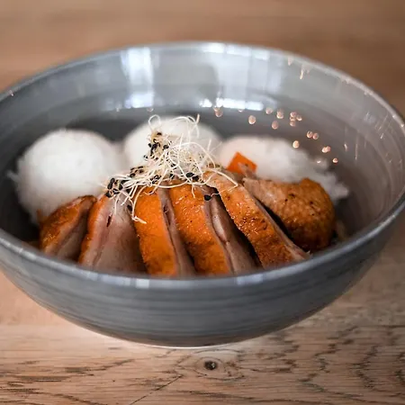 Hotel Dubno Eat & Sleep 3*