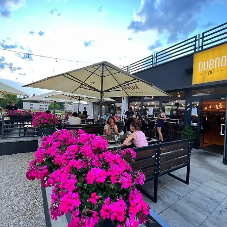 Hotel Dubno Eat & Sleep Nova Dubnica